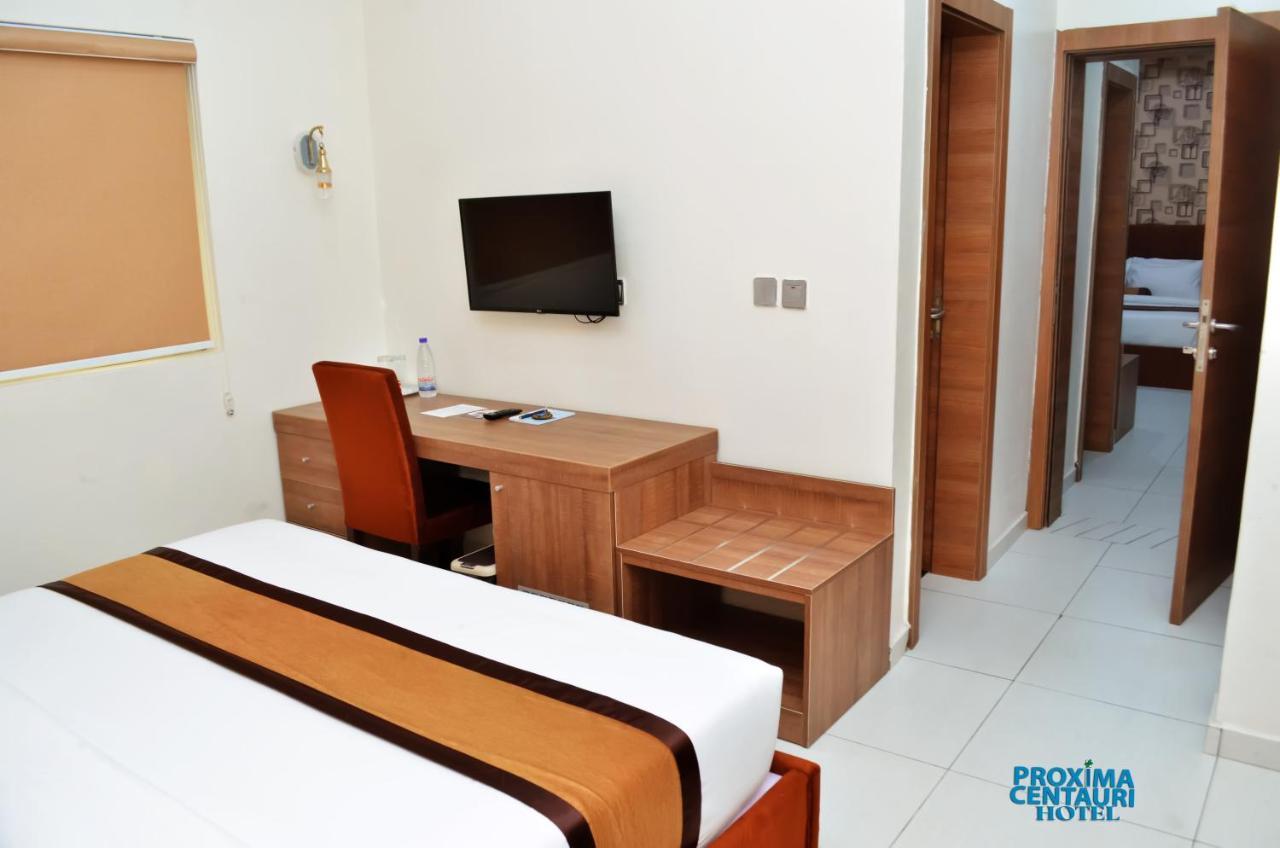 Proxima Centauri Hotel Port Harcourt Buitenkant foto