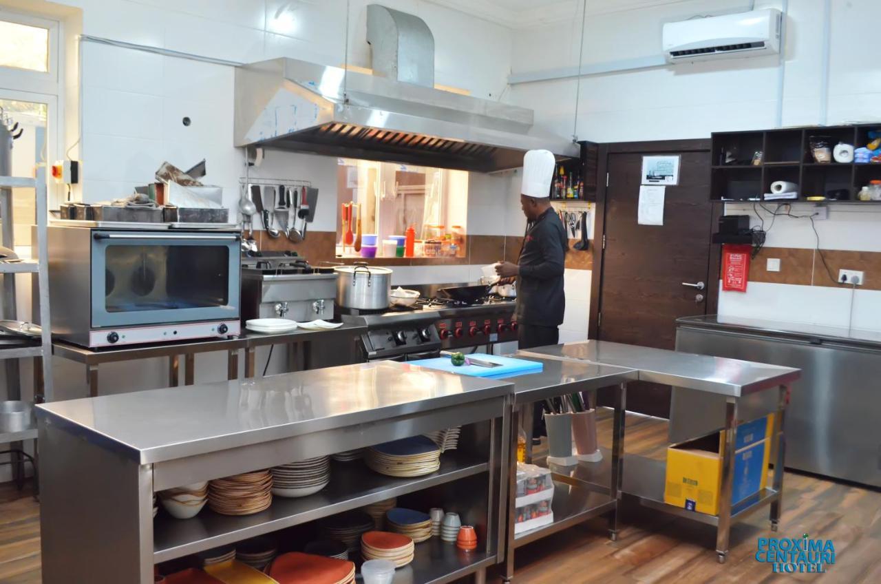 Proxima Centauri Hotel Port Harcourt Buitenkant foto